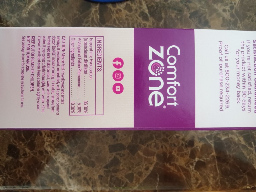 Comfort Zone Cat Calming Kit Opticalm Diffuser For A Calm Home 
