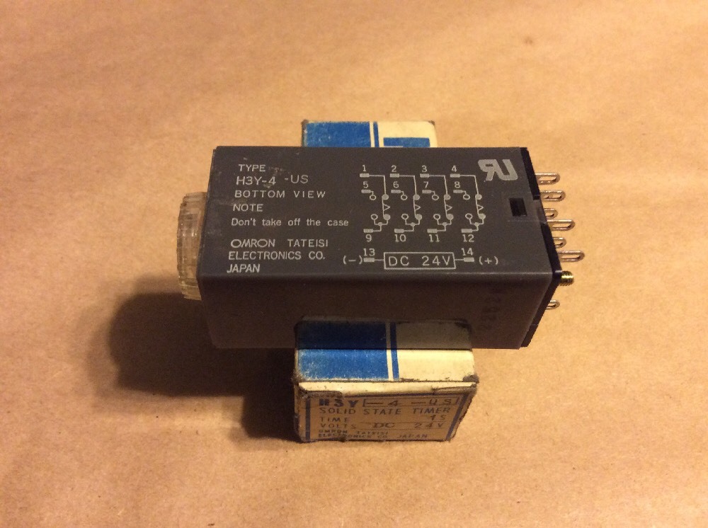 Omron H3Y-4 Timer DC 24 Volt, 1 Second NEW