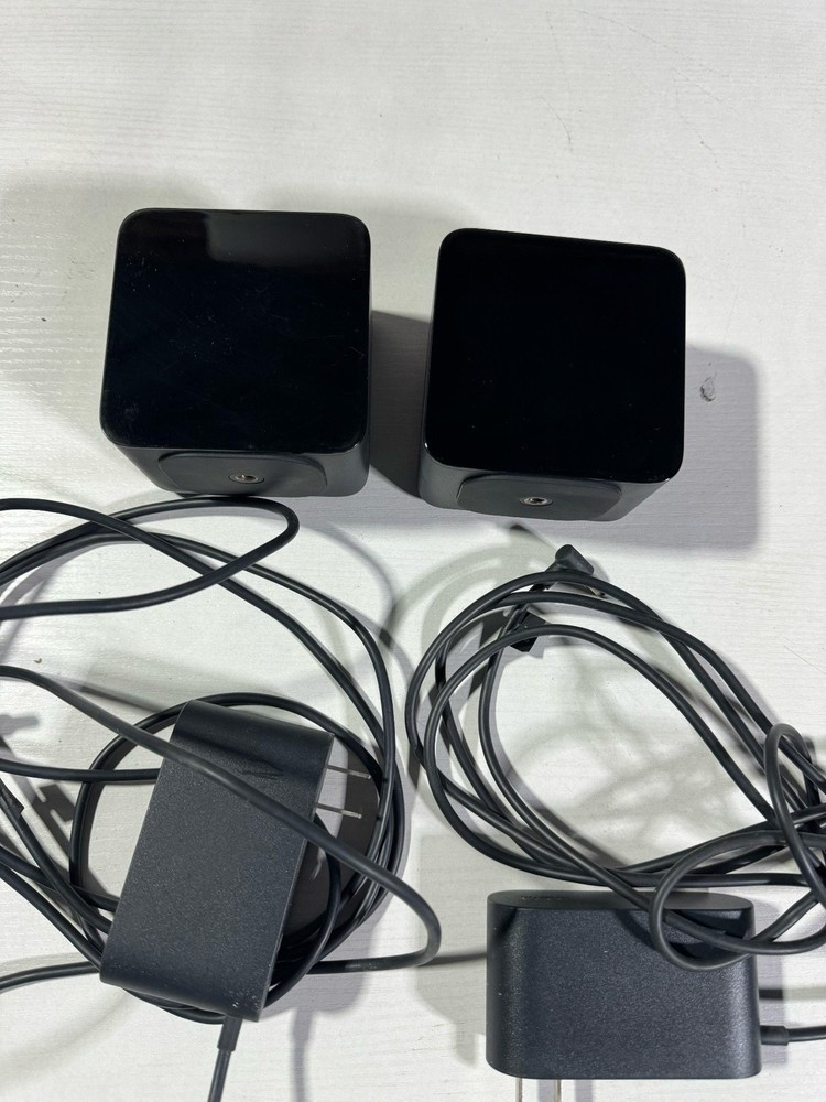 HTC VIVE Base Station 1.0 Adapter for Virtual reality headset & controllers