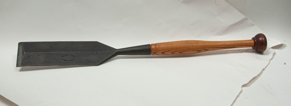 Timber Framers Slick Chisel 3.5 in., Chestnut Tools Almonte Canada,  Lee Valley