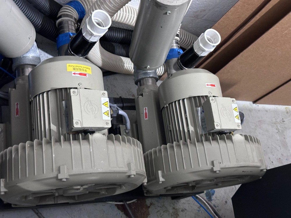 Professional Flatbed UV Printer TECKSTORM 2513L UV Flatbed Digital Printer - 7 H