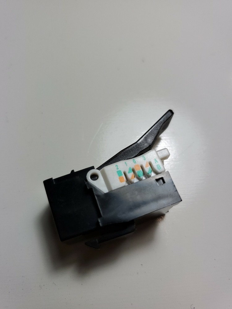 MONOPRICE Plastic Datacom Jack,Cat5e,Tooless,1076, Black