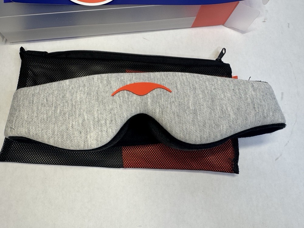 Manta Sleep Mask Light Blocking Eye Cups Gray Adjustable Soft