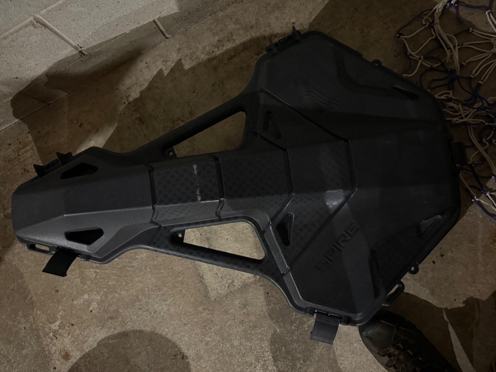 Ravin R9 Crossbow- Lightly used- Package includes