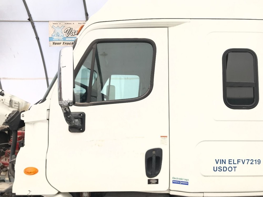 2008-2020 Freightliner CASCADIA WHITE Left/Driver Door - Used