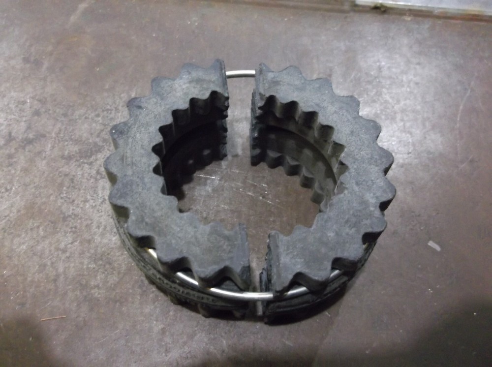 NIB WOODS 5N SURE-FLEX COUPLING SLEEVE (278-3)