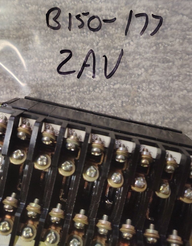 🗽 INDUSTRIAL ELECTRIC AUXILIARY SWITCH