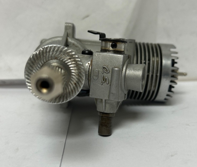 O.S. MAX-H 40 2-STROKE RC CONTROL AIRPLANE ENGINE JAPAN 4207 UNTESTED