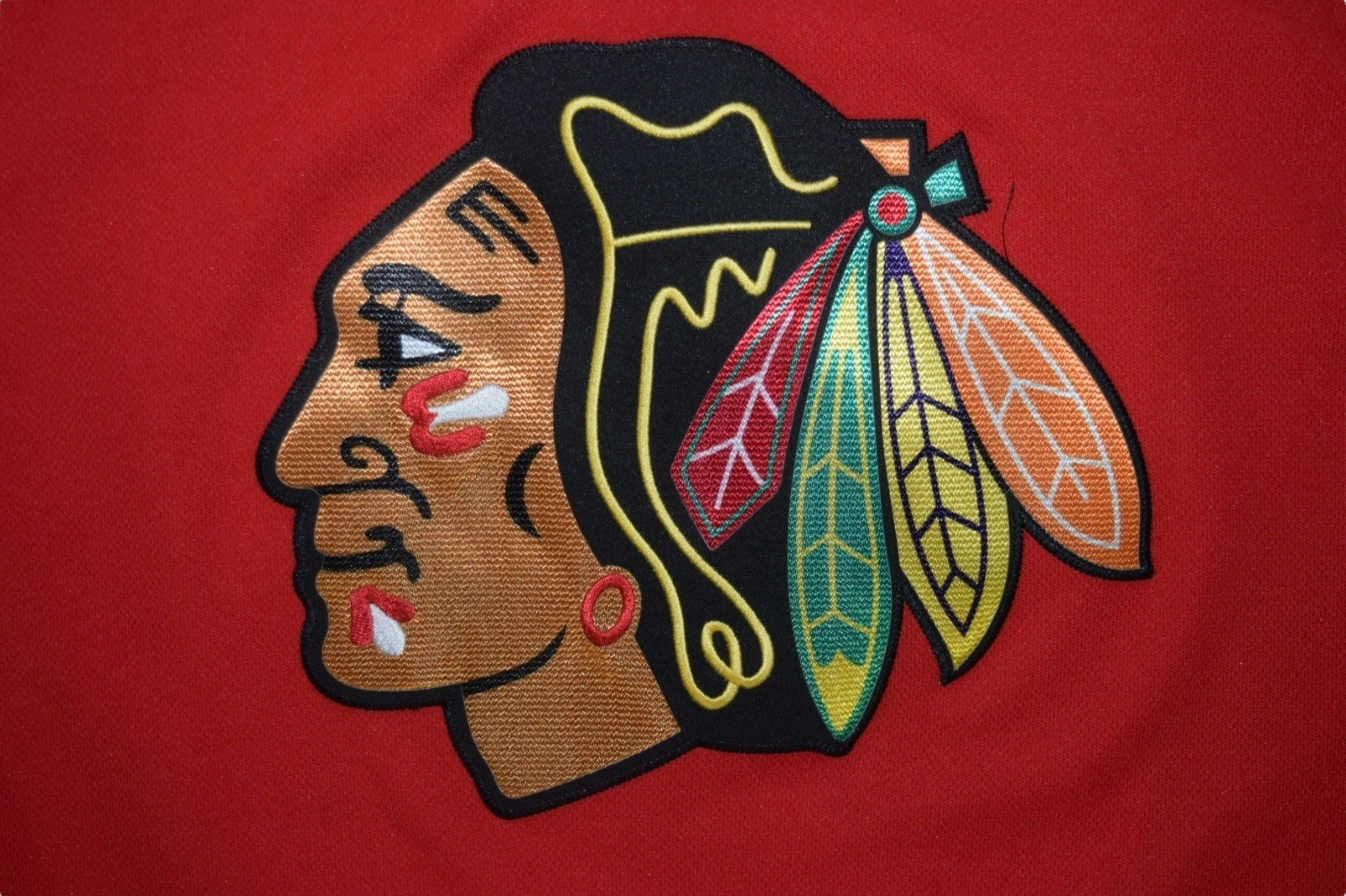 NHL Chicago Blackhawks Connor Bedard 98 Youth L/XL Red Hockey Jersey