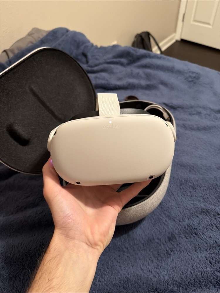 OCULUS QUEST 2 VR HEADSET 128GB MINT