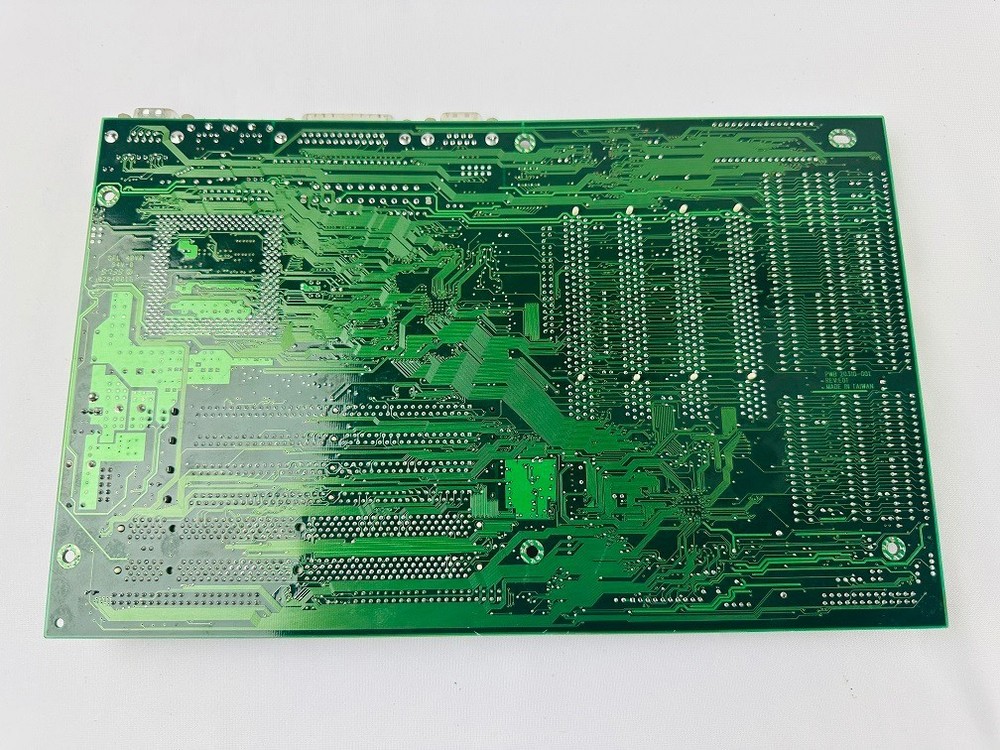 BCM Advanced Research FR550 Motherboard