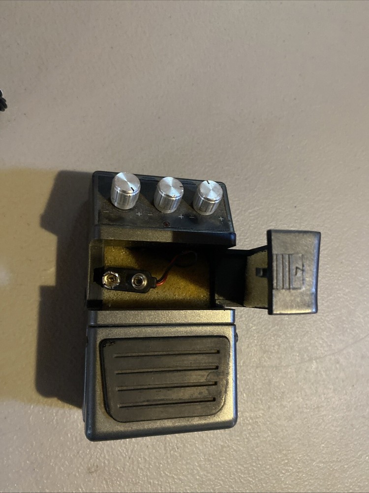 Route 101 DT-1 Distortion Guitar Effect Pedal