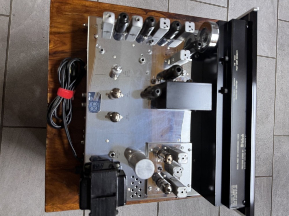 MR-67 Mcintosh fm tuner