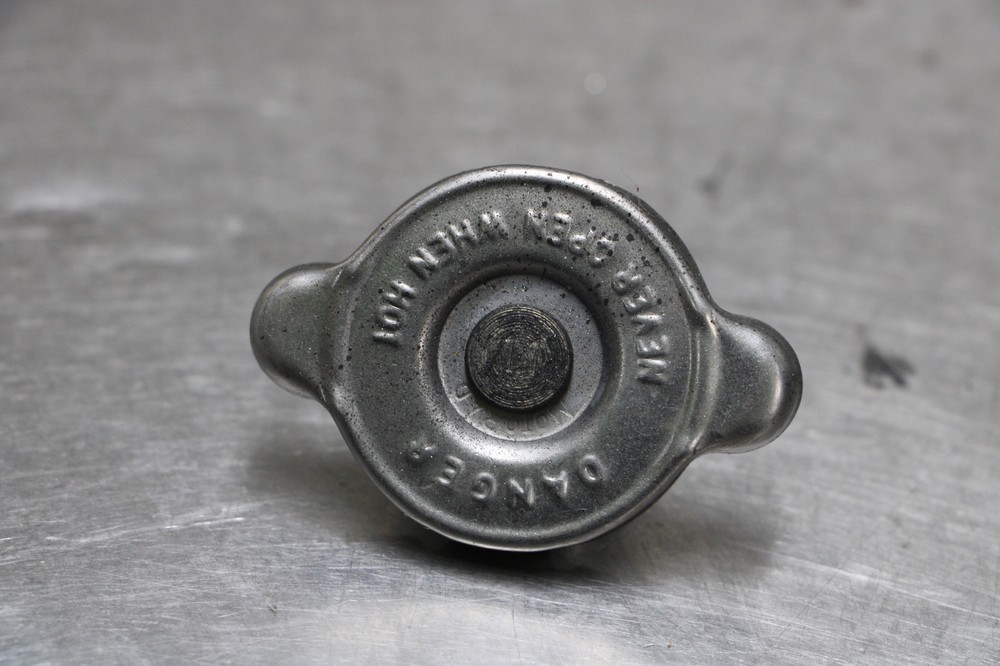12-16 Suzuki GSXR 1000 Engine Radiator Cap