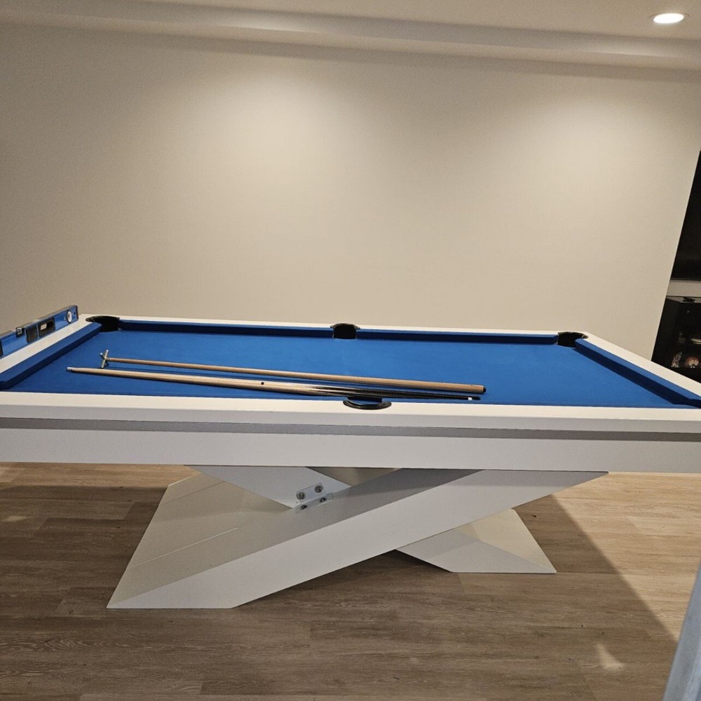 Modern Luxury pool table
