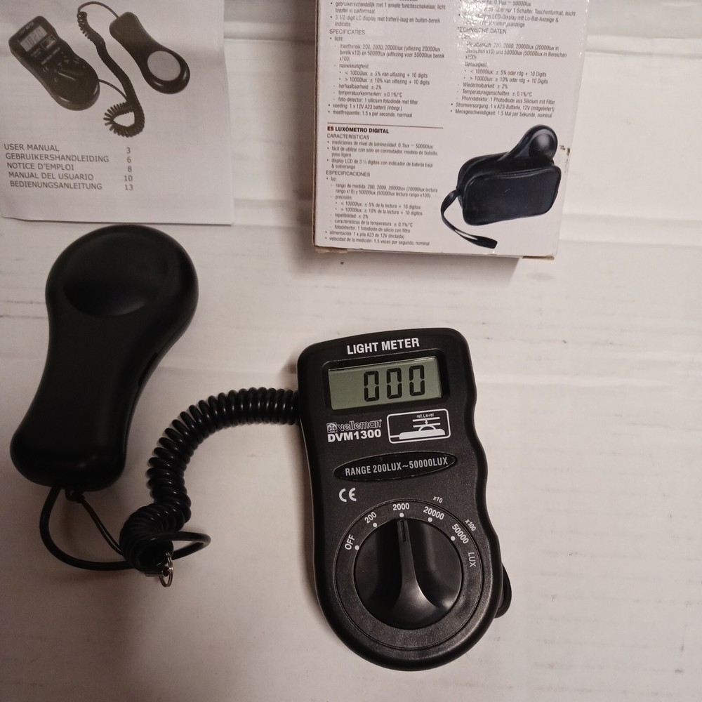 Velleman DVM1300 DIGITAL LIGHT METER