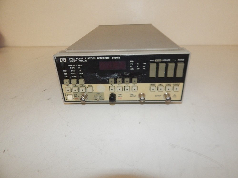 HEWLETT PACKARD 8116A PULSE/FUNCTION GENERATOR 50 MHZ (PSM52)