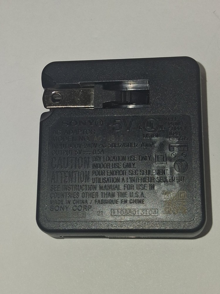 Sony AC-UB10C Adaptor
