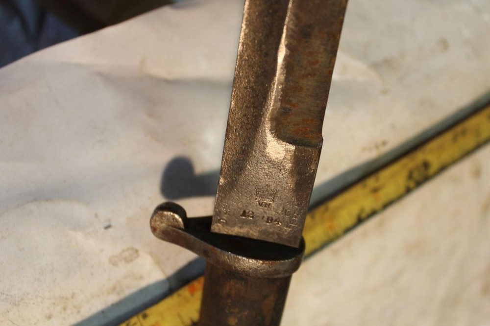 British fighting knife Bayonet,