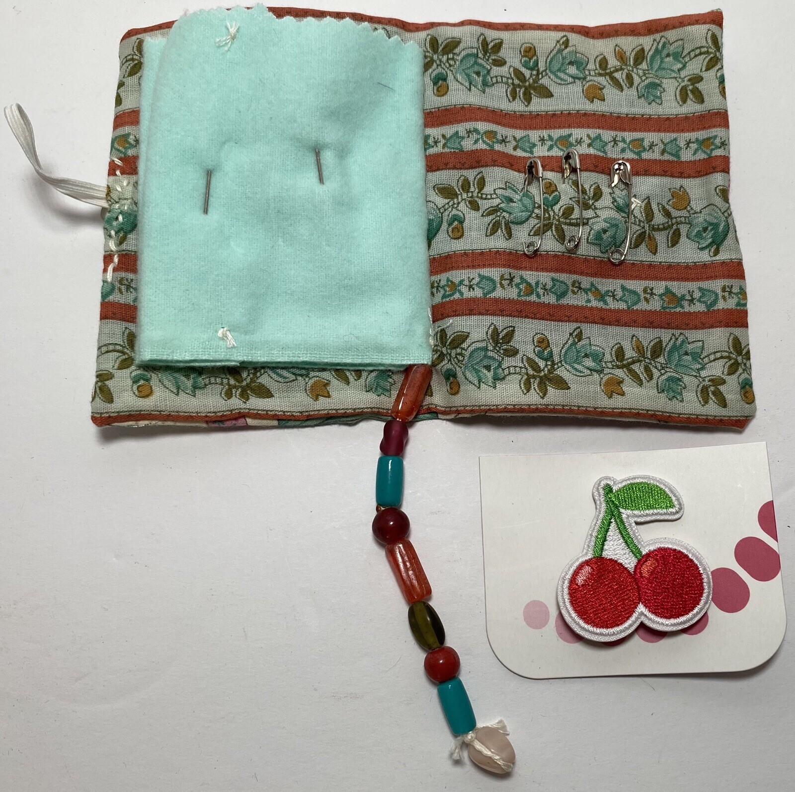 Pin cushion Needle Book Notions 31