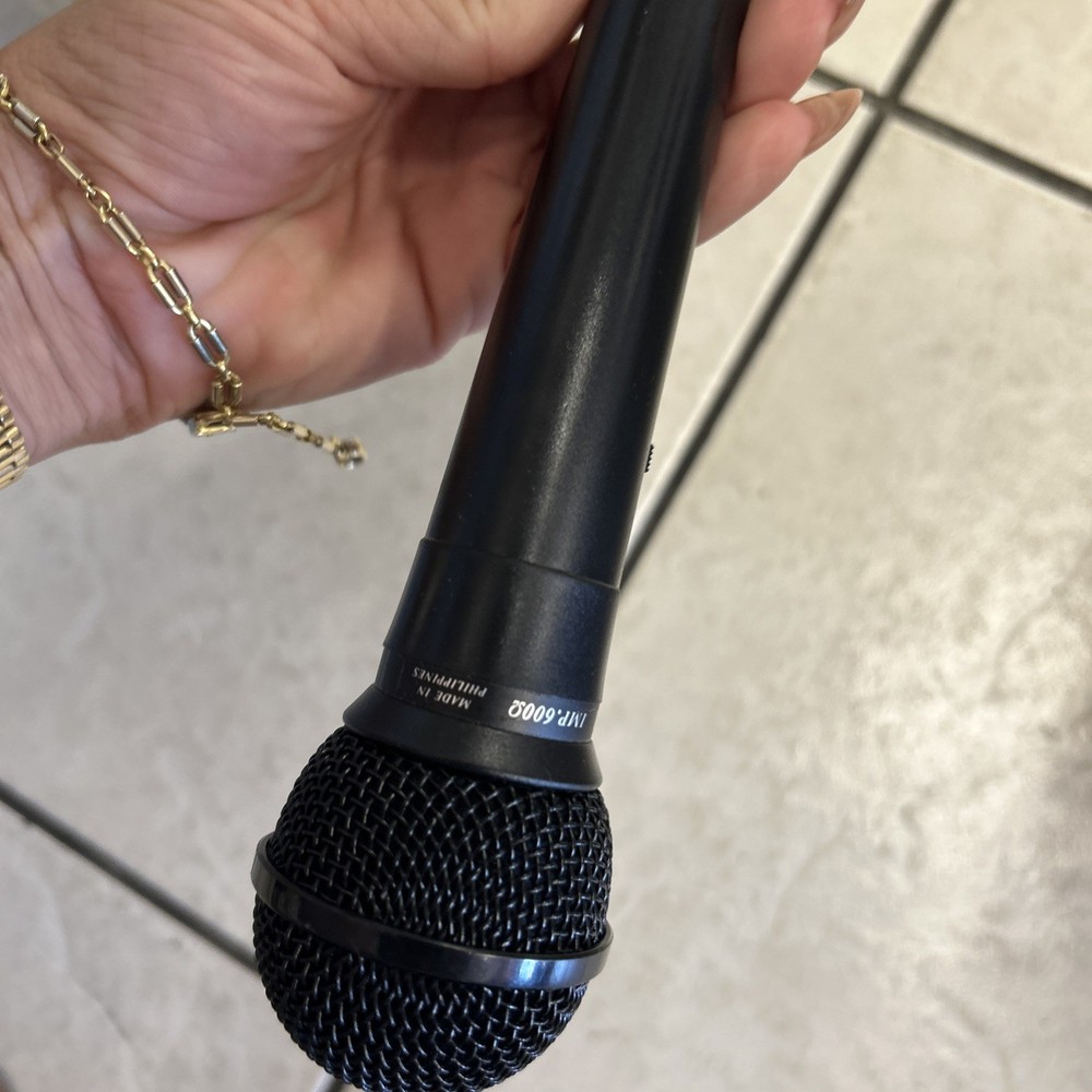 Unidirectional Handheld Mic - DM-20SL Dynamic Microphone