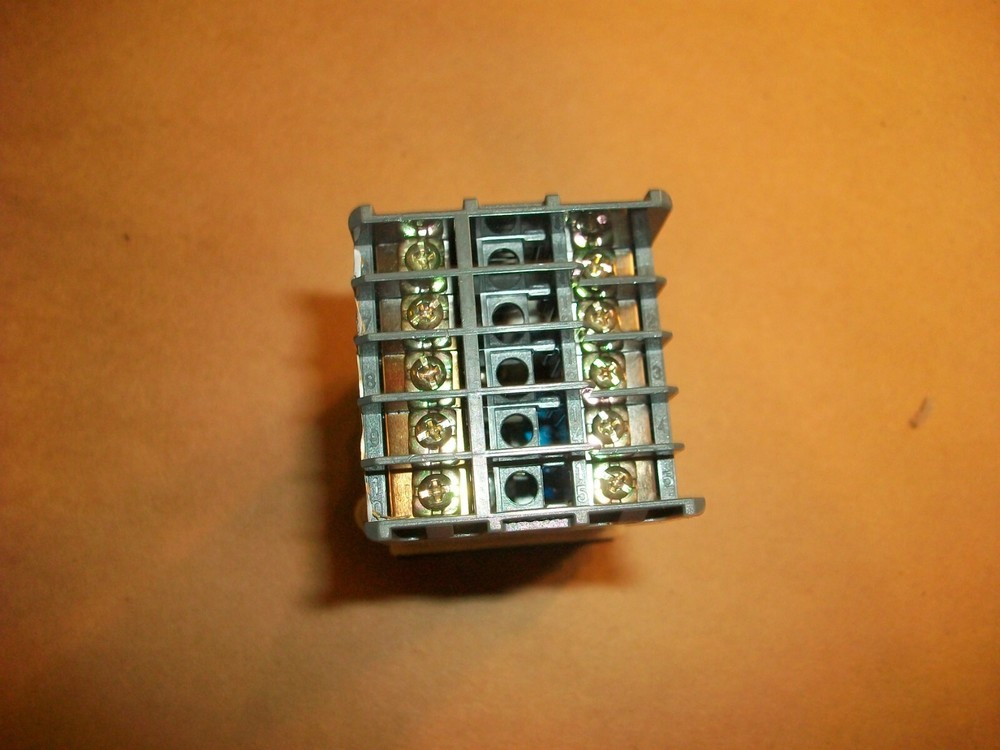 Cannon Temperature Controller LME4911500AC 24V AC/DC