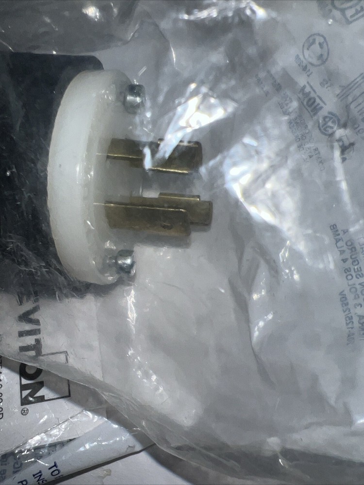 Leviton 021-02411-PB Locking Plug, Black/White New