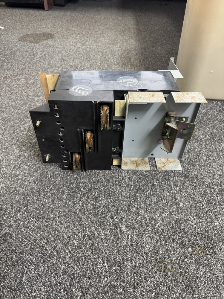CUTLER HAMMER EELS CIRCUIT BREAKER MOUNTING MODULE EELLB360250A