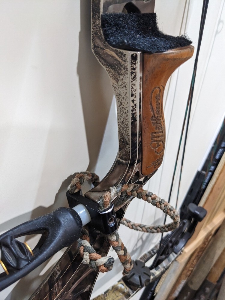 Mathews DXT Compound Bow