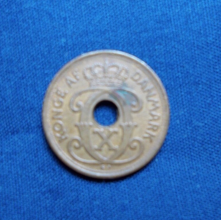 Denmark 1937 1 Ore Coin, Composition Bronze KM826.2