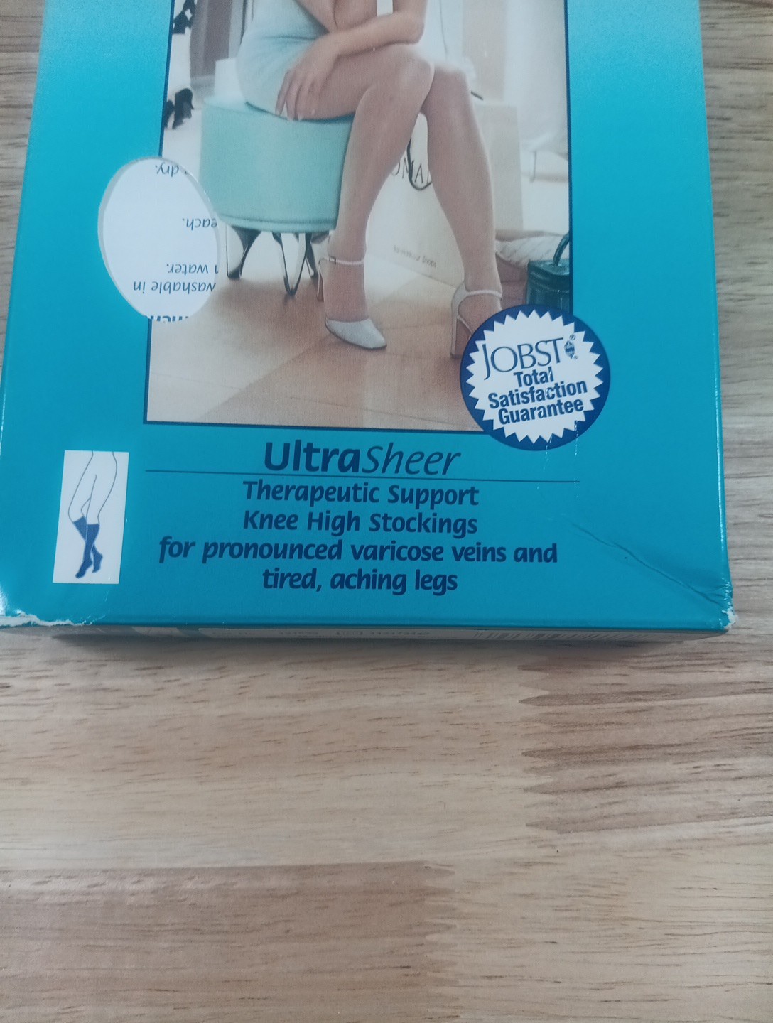 2 Pair Jobst Ultra Sheer Knee High Stockings Size Medium Sun Bronze New Open Box