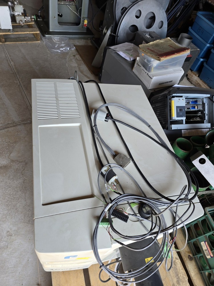 Finnegan Navigator Mass Spectrometer