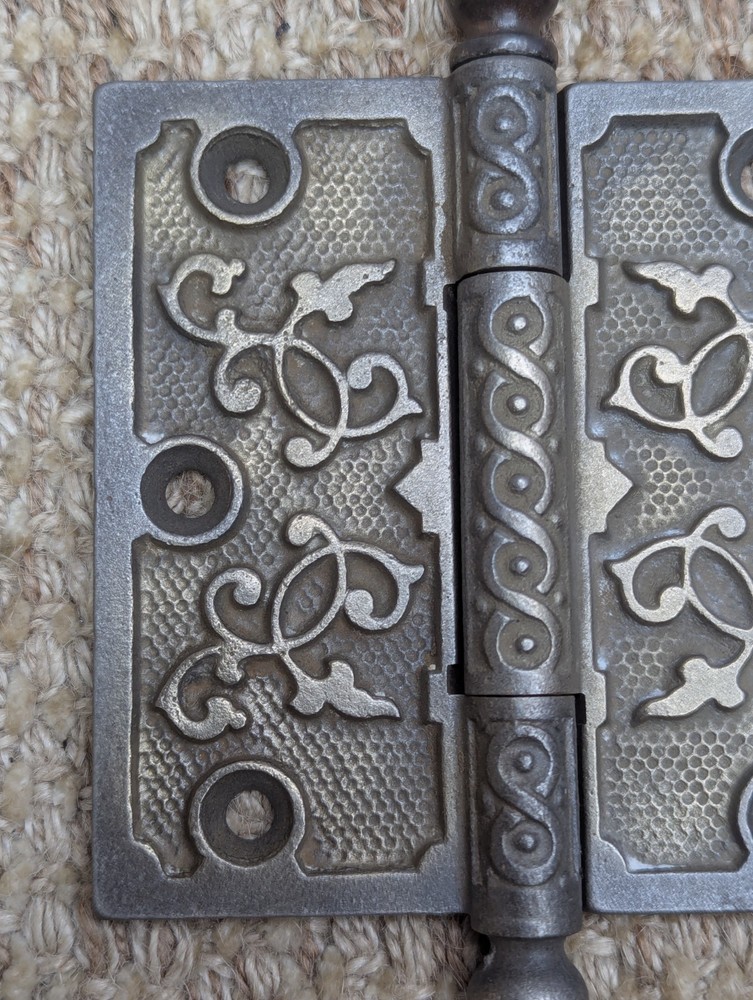 4" x 4" Antique Decorative Cast Iron Steeple Tip Hinge