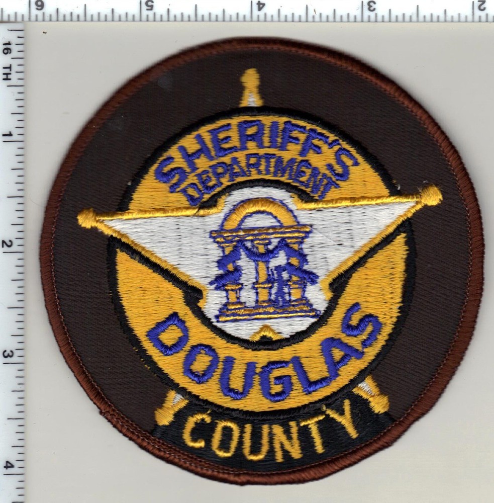 Douglas County Sheriff's Dept. (Georgia)  Shoulder Patch - new from 1987