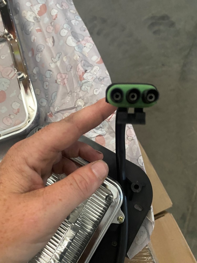 Dual Square Headlight Assembly For Big Rig Trucks