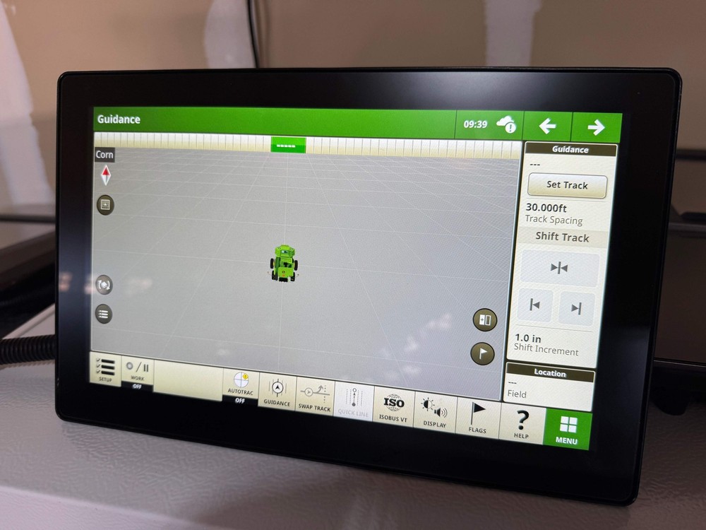 John Deere G5 Plus Universal Display with Permanent AutoTrac and Section Control