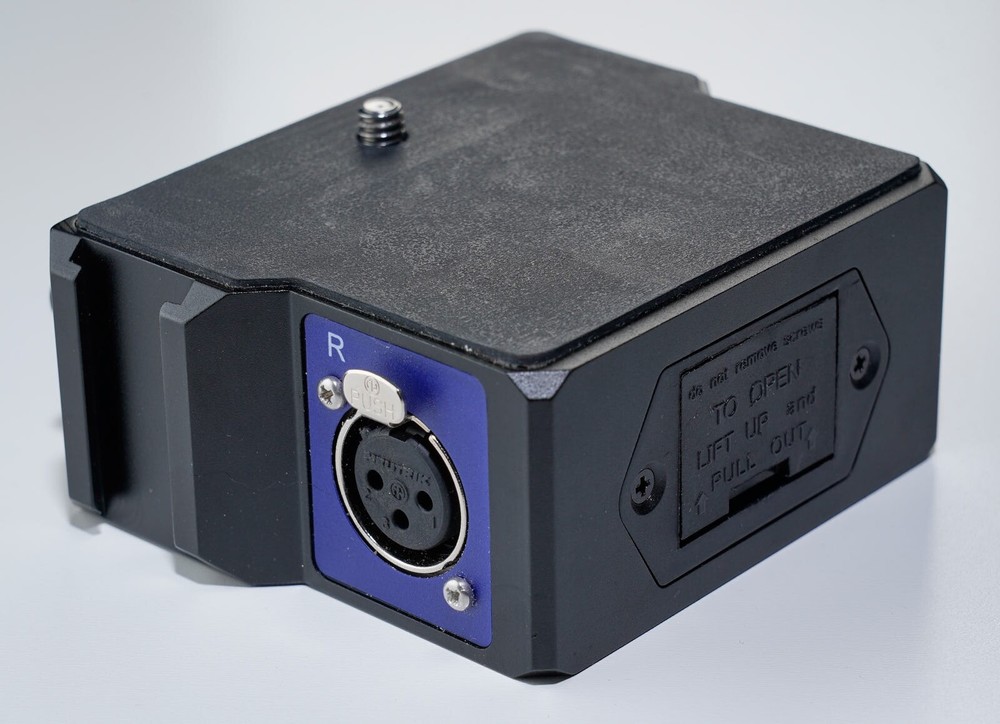 Beachtek DXA-MICRO-PRO Active XLR Compact Adapter