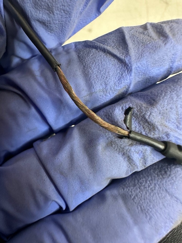 Rode VideoMic Pro On-Camera Shotgun Microphone READ