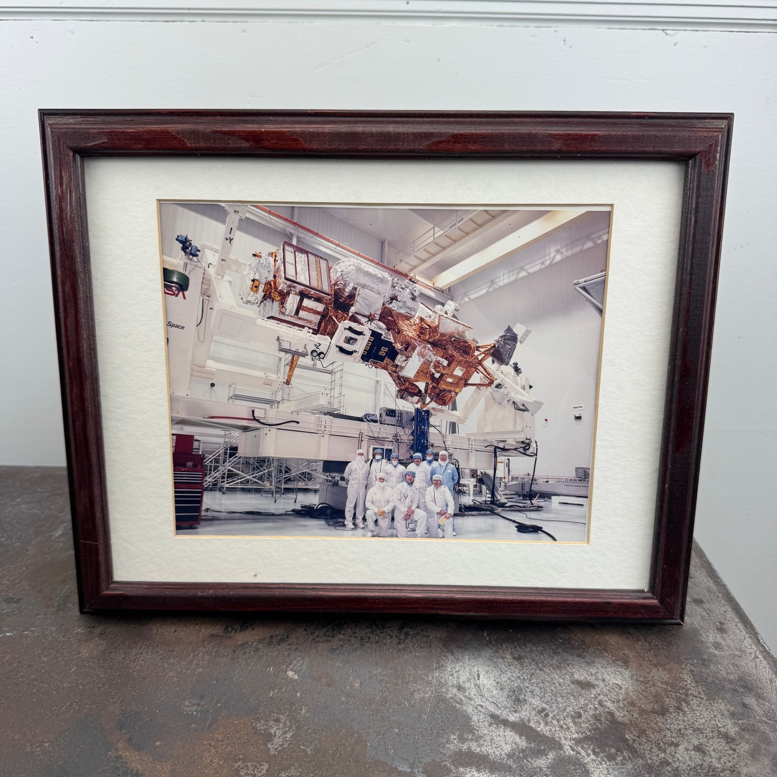 Vtg Upper Atmosphere Research Satellite UARS Clean Room NASA Employee Photo