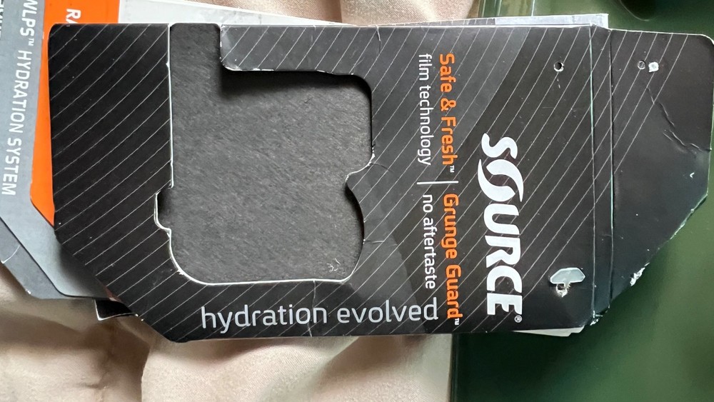 New Source Tactical Razor 3L Low Profile Hydration Pouch COYOTE WITH EXTRAS