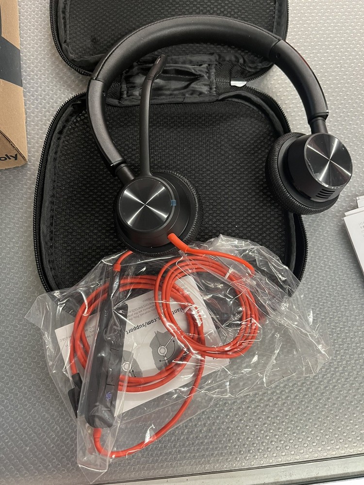 Poly Blackwire 5220 Stereo Headset 207576-01