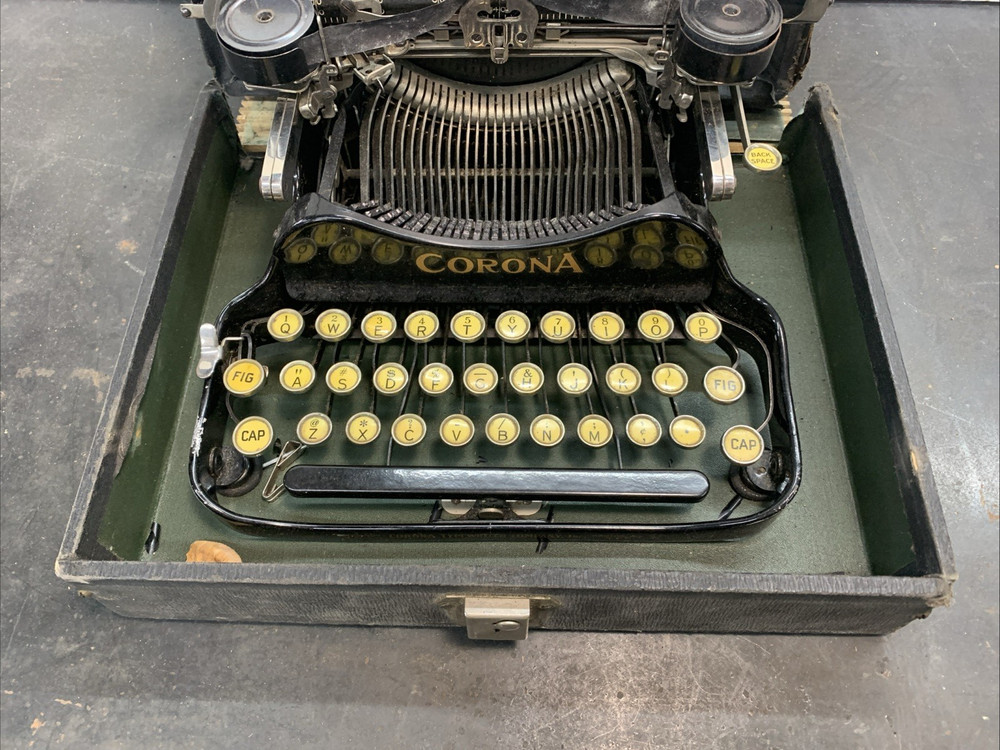 1917 Corona Personal Writing Machine Typewriter No. 3