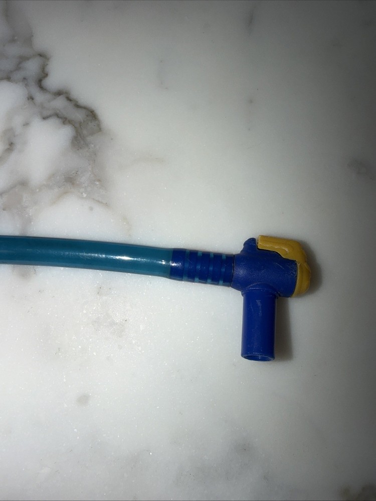 Camelback YOUTH Skeeter Hydration Backpack w/ Bladder (needs bite piece)