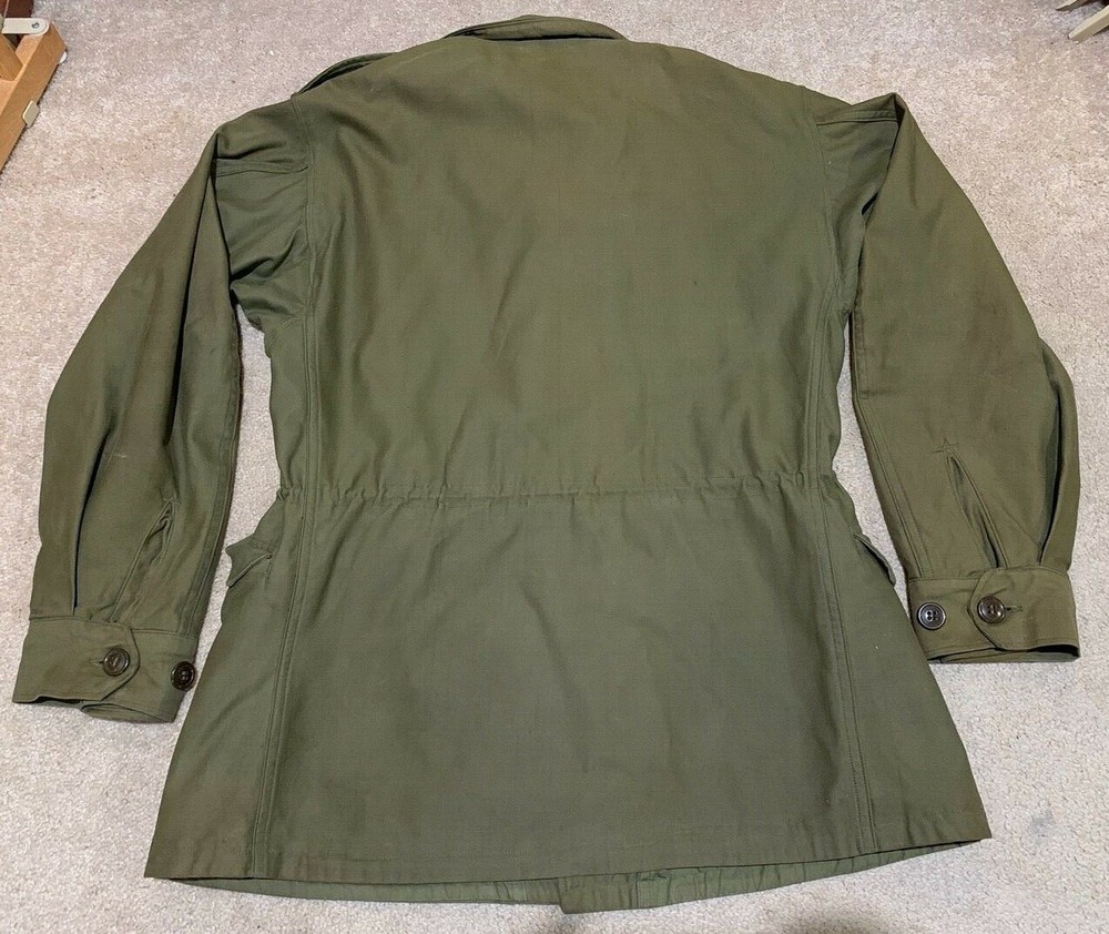 US Military Field Jacket M-1943 OD Green WWII Button Front Dated 1945 Size 34R