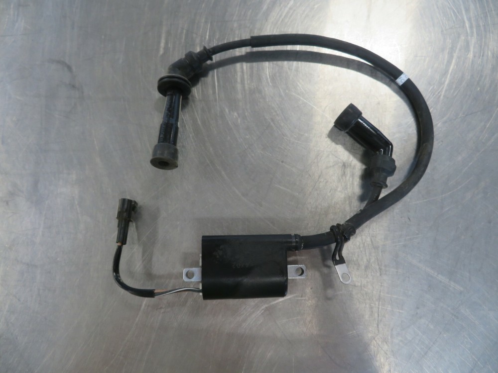 EB663 2015 15 SUZUKI SFV650A FRONT IGNITION COIL