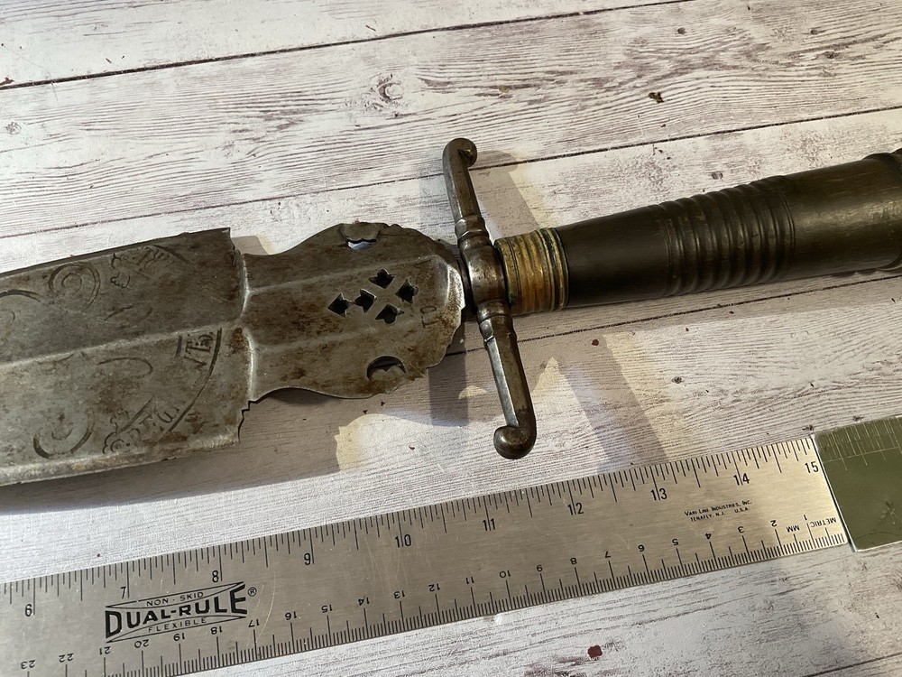 ORIGINAL MASSIVE 1700S ? GERMAN REGIMENTAL BLADE KNIFE