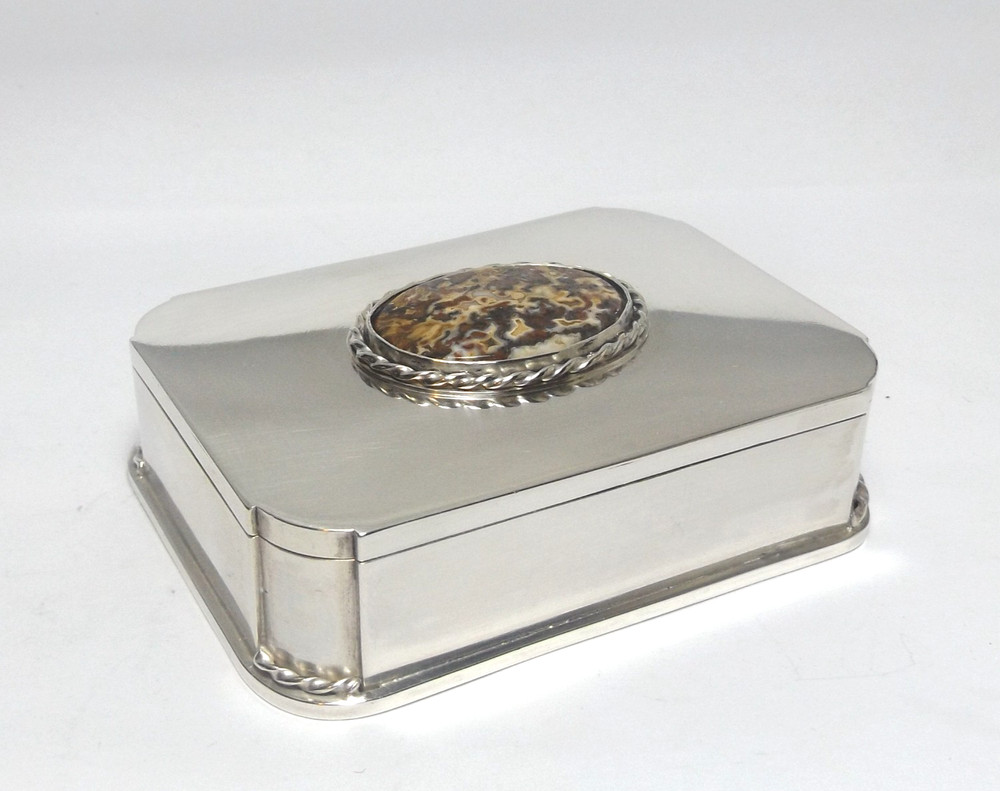 RARE 930 SWEDISH 126g SOLID SILVER BOX, TOBACCO BOX, AGATE, MAKER SIGNED, c1951