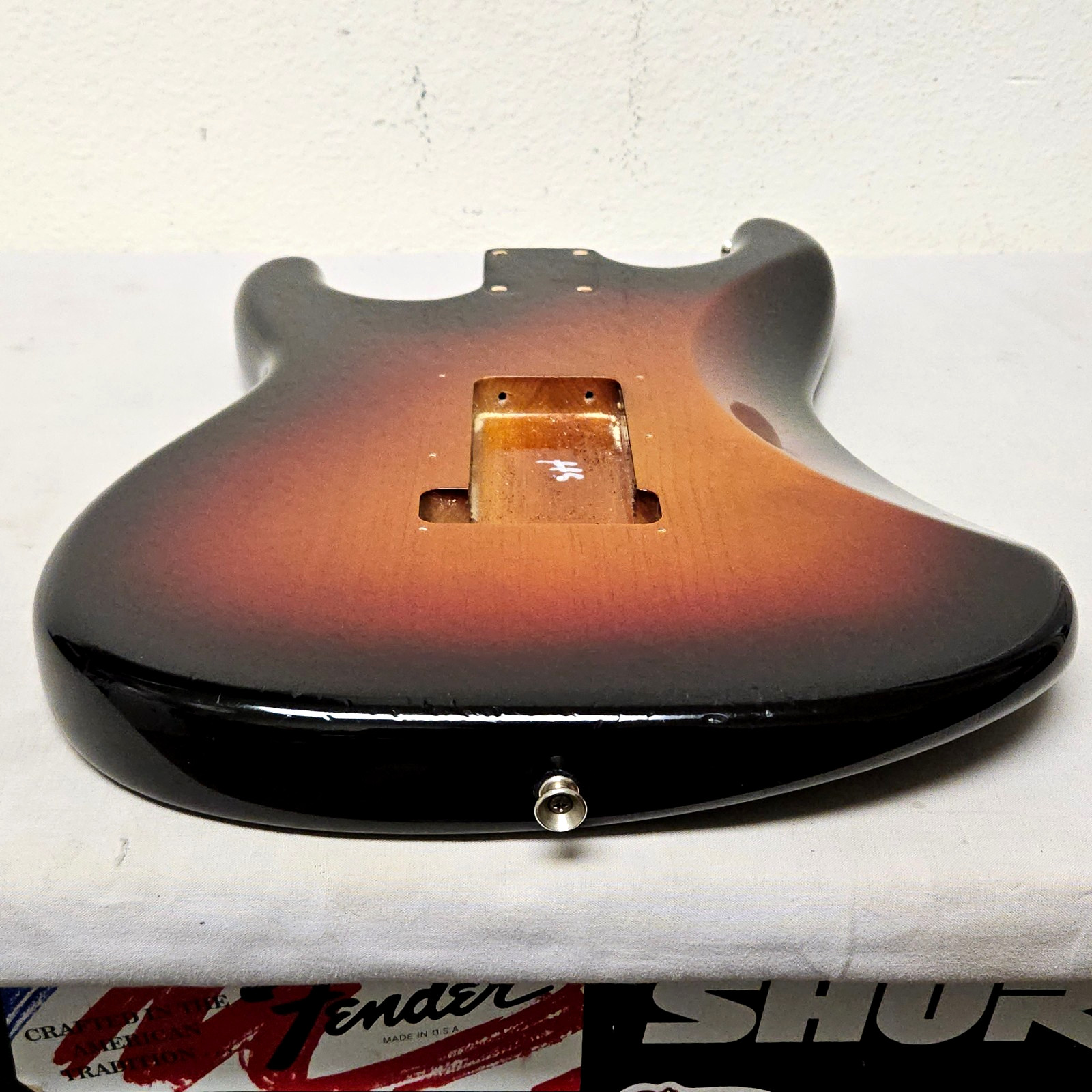 2009 Fender American Special Strat Body 3-Tone Sunburst USA Stratocaster Guitar