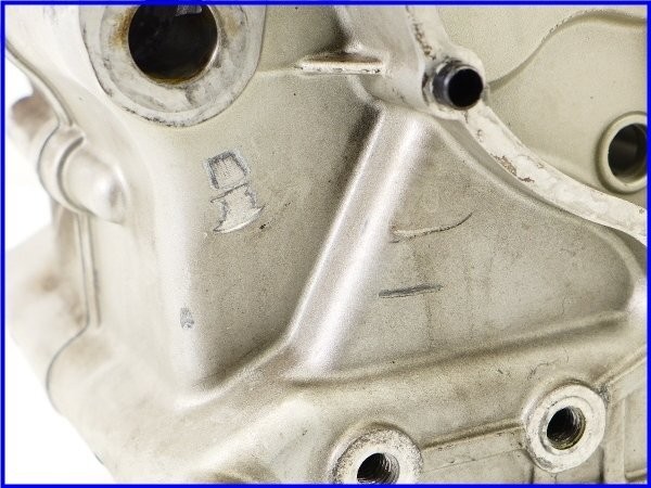 DUCATI 2001 748R Genuine crankcase 18,380km