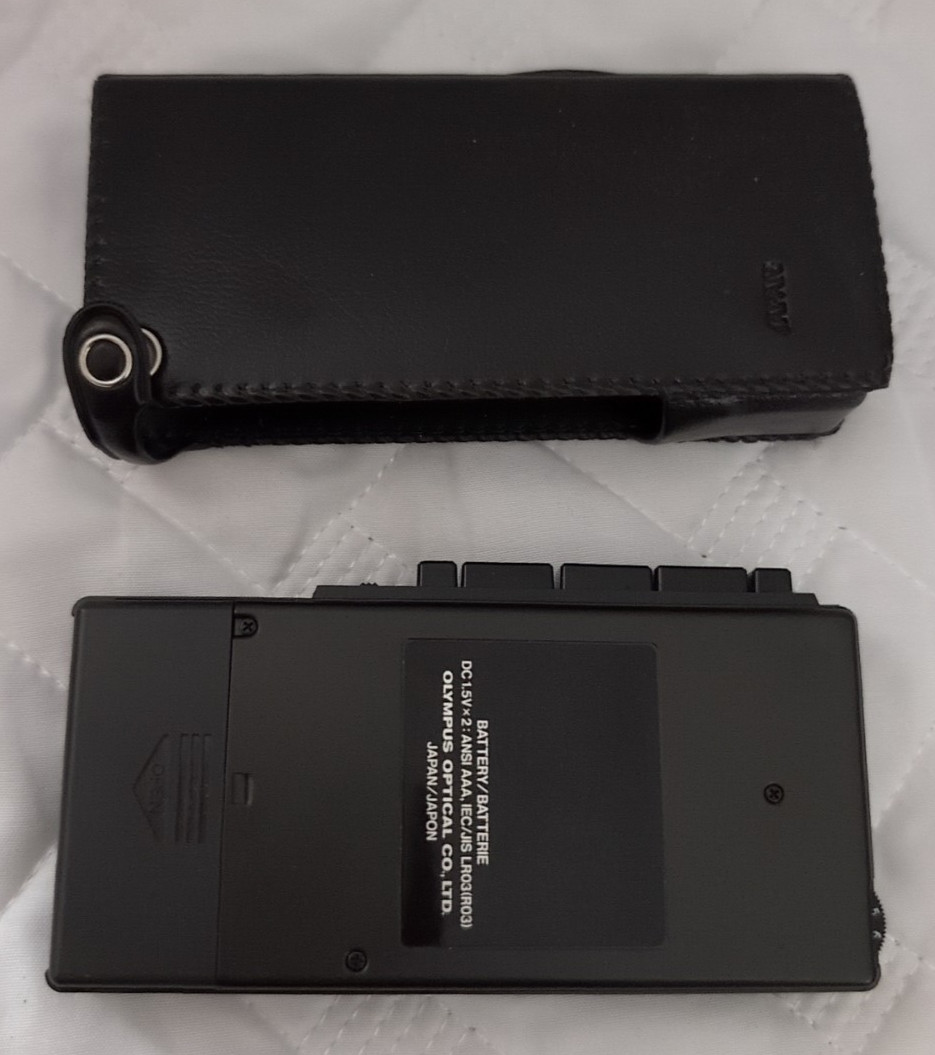 Olympus Pearlcorder L100 Microcassette Recorder w/ Leather Case Japan PARTS ONLY